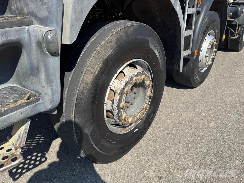 Renault Kerax 410 8x4 Full steel - Manual - Euro 4 - Big a Bañeras basculantes usadas