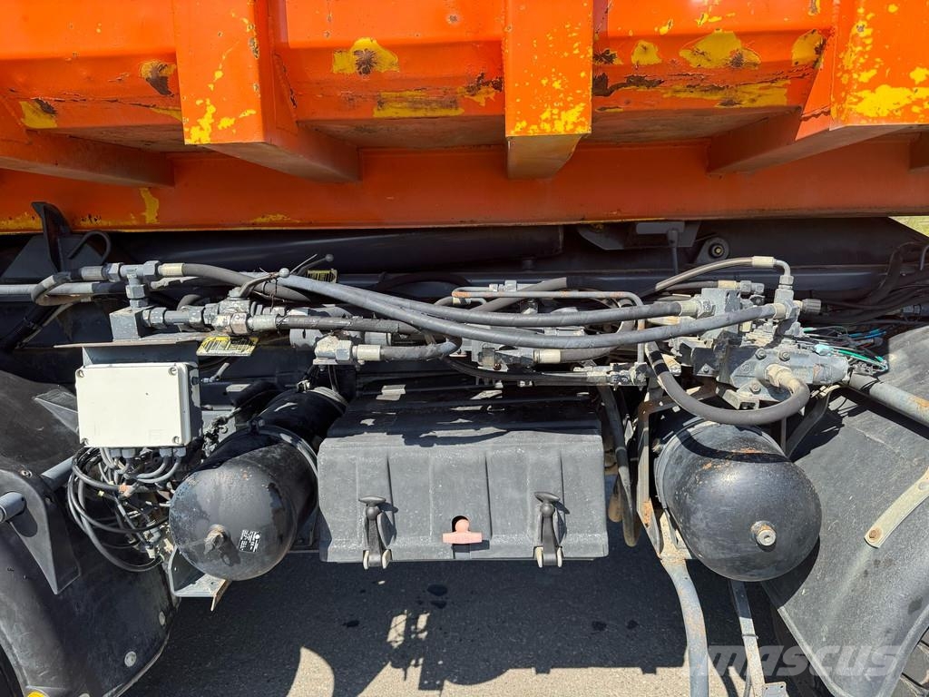 Renault Kerax 410 8x4 Full steel - Manual - Euro 4 - Big a Bañeras basculantes usadas