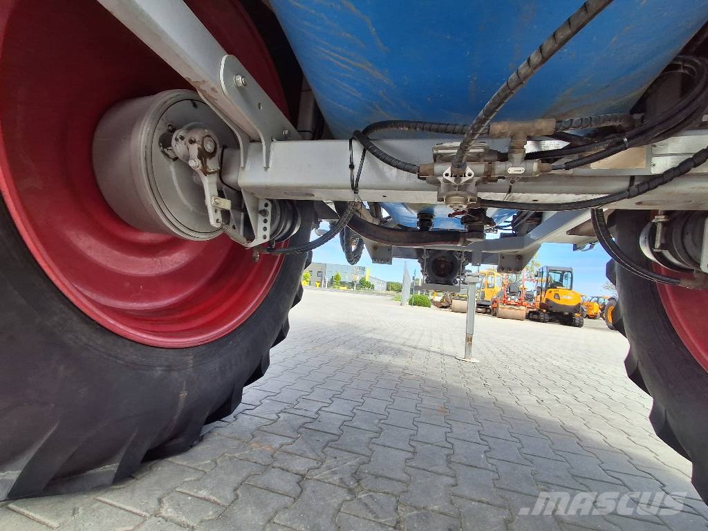 Lemken Primus 45 / 27  GPS الرشاشات