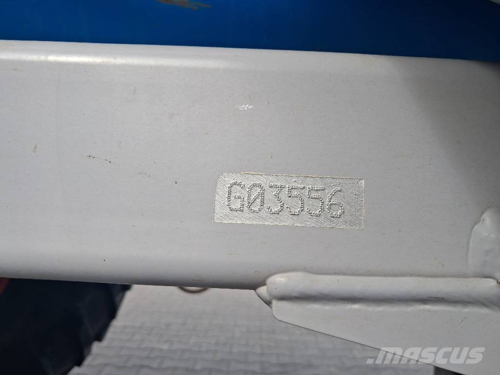 Lemken Primus 45 / 27  GPS الرشاشات