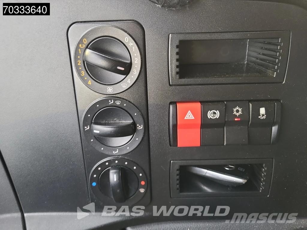 Mercedes-Benz Atego 816 4X2 8tonner 1000kg Ladebordwand Automati Umpikorikuorma-autot