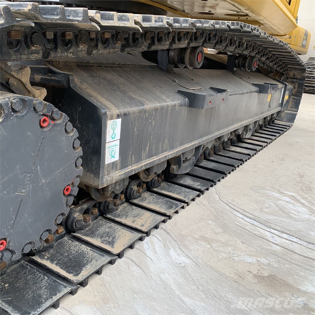Komatsu PC 240 LC Εκσκαφείς με ερπύστριες