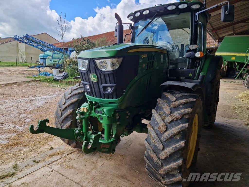 John Deere 6155R Traktori