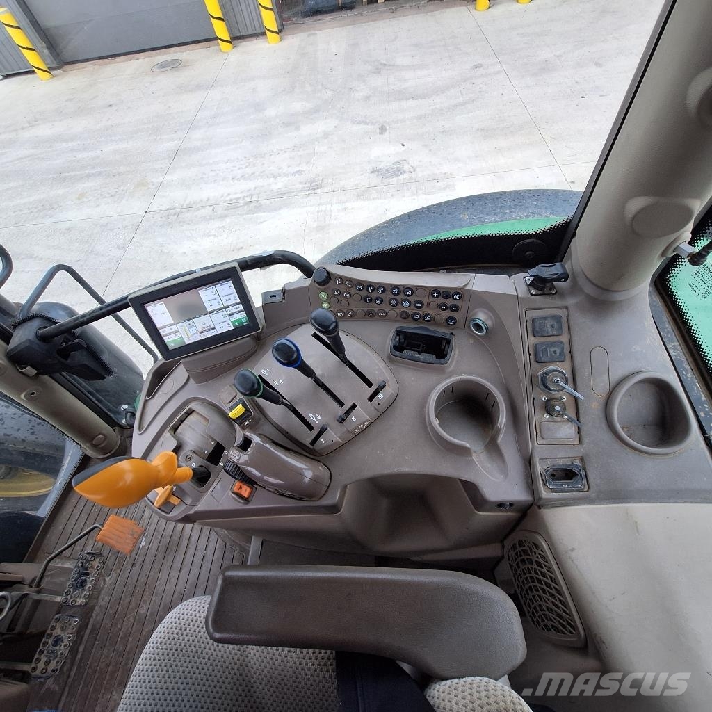 John Deere 6155R Трактори