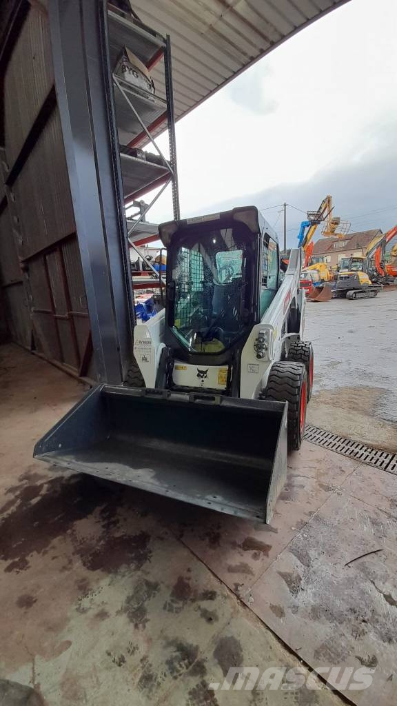 Bobcat S 530 Lietoti riteņu kompaktiekrāvēji