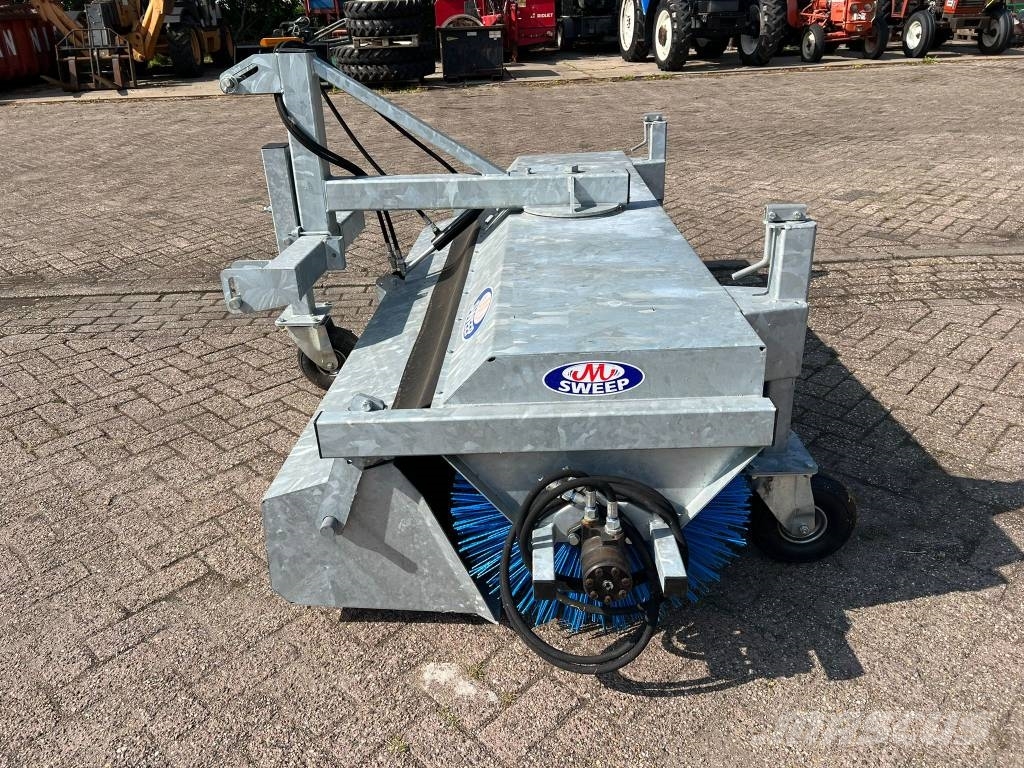 M-Sweep HSTV 600-250 veegmachine trekkerveger nieu Alte masini pentru drum si zapada