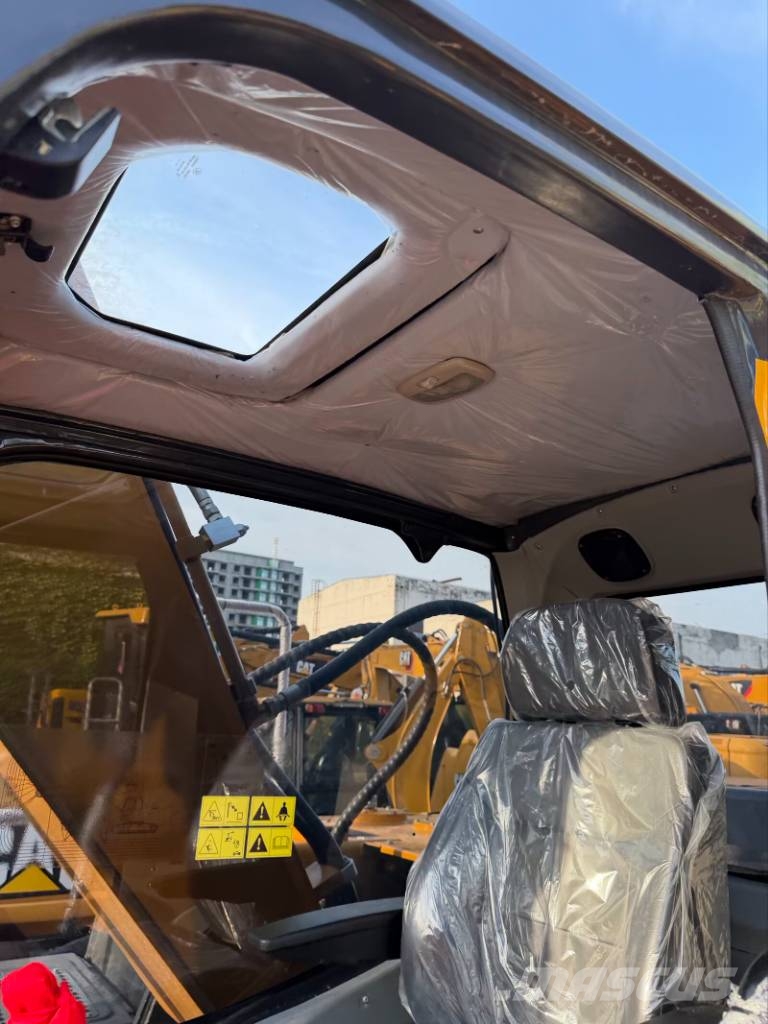 XCMG XE 215 DA 2026 brand New machine Верижен екскаватор