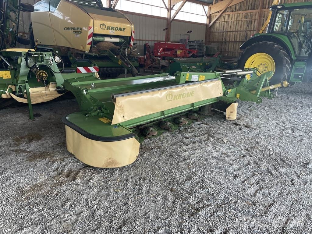 Krone EASY CUT R 320 CR . A ROULEAUX ماكينات جز العشب