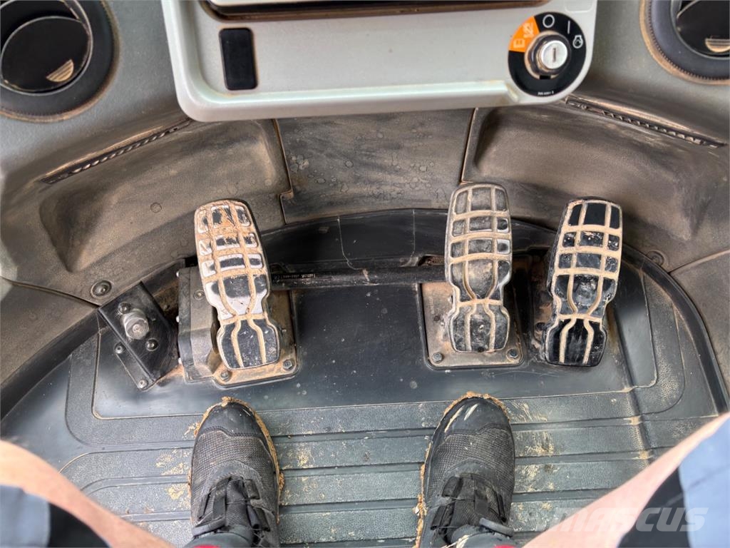 CAT 972M 4X4 Stavebníctvo - ostatné