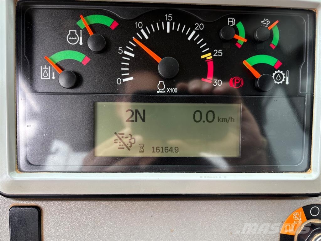 CAT 972M 4X4 Stavebníctvo - ostatné