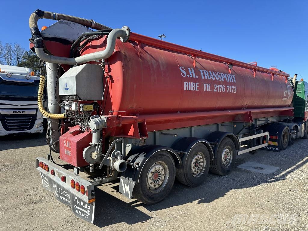 AP Slurry / Gülle / Gylle - Trailer 36m3 Tankopleggers