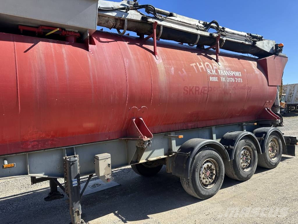 AP Slurry / Gülle / Gylle - Trailer 36m3 Tankopleggers