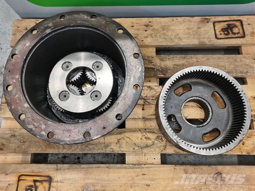 Case IH MX ..... Magnum 2002r. reducer Dana} Коробка передач