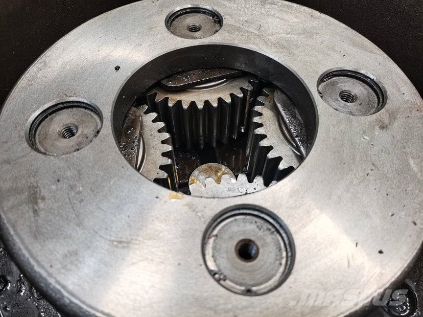 Case IH MX ..... Magnum 2002r. reducer Dana} Коробка передач