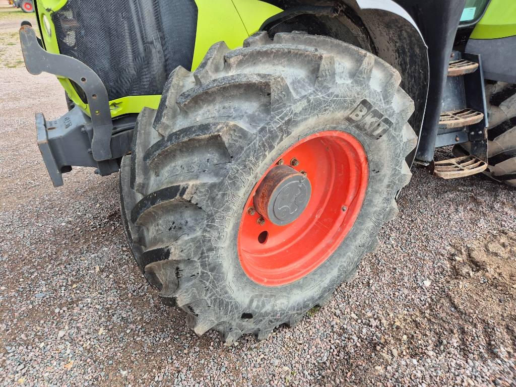 CLAAS Arion 550 T4i Traktori