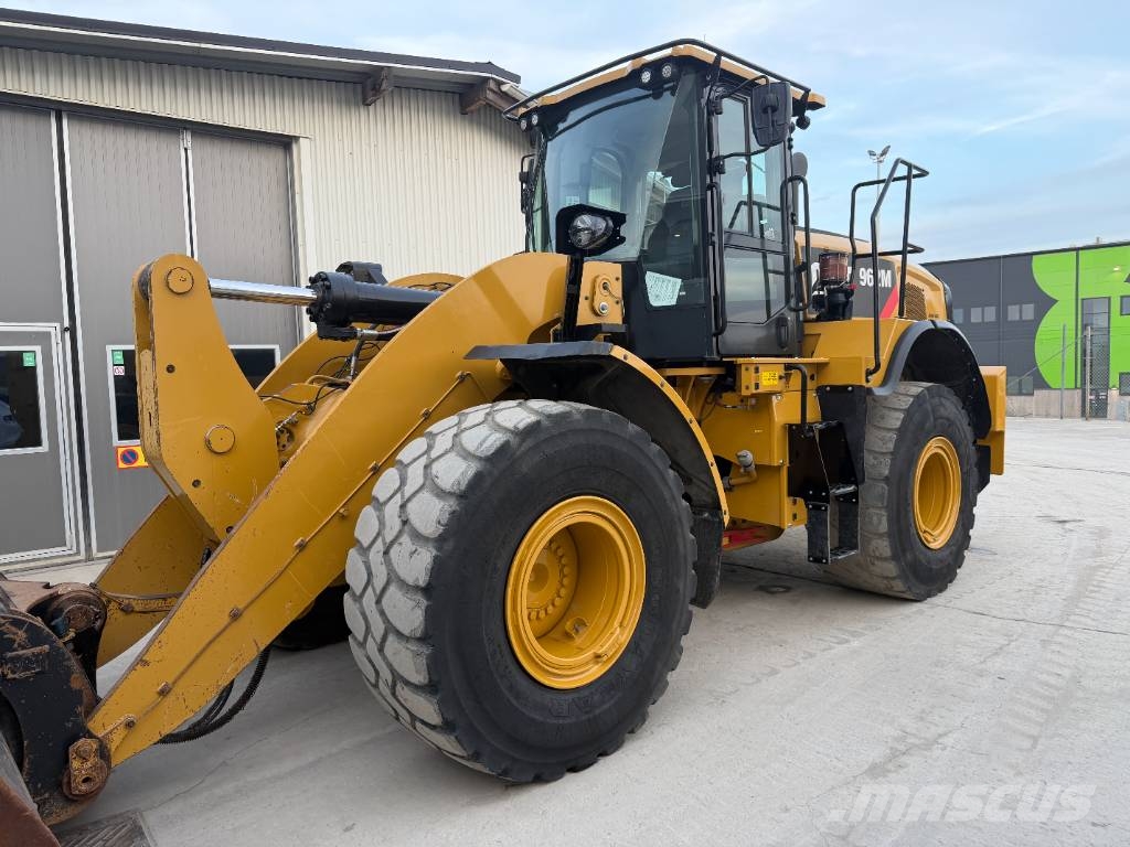 CAT 962 M Iekrāvēji uz riteņiem
