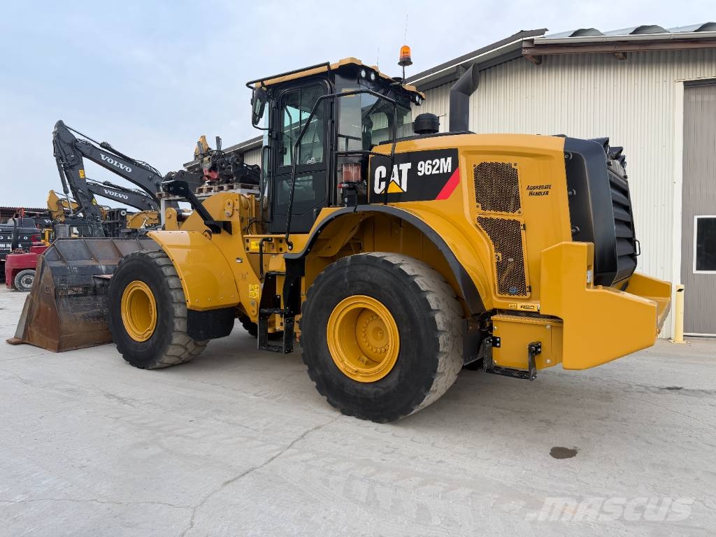 CAT 962 M Iekrāvēji uz riteņiem