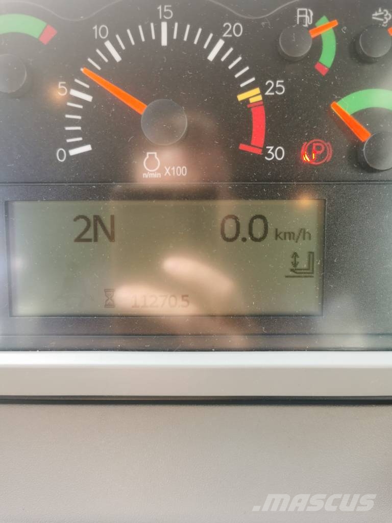 CAT 962 M Iekrāvēji uz riteņiem