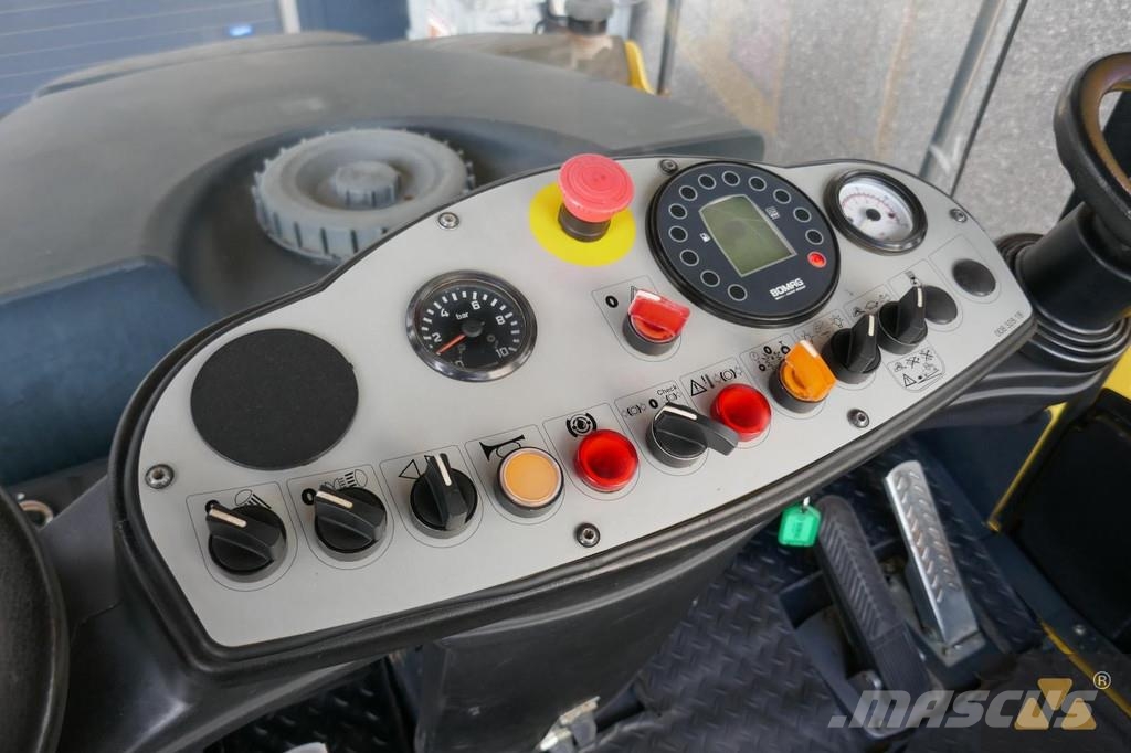 Bomag BW25RH Пневматични гумени ролки