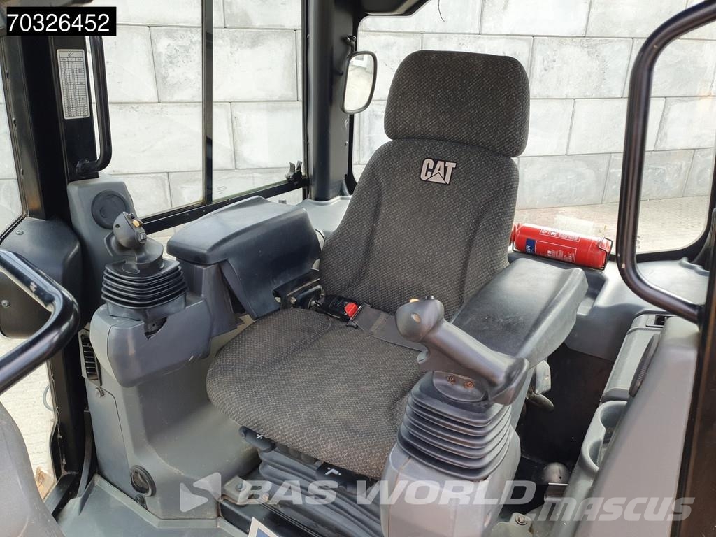 CAT D5 K2 LGP Ripper بلدوزرات مجنزرة