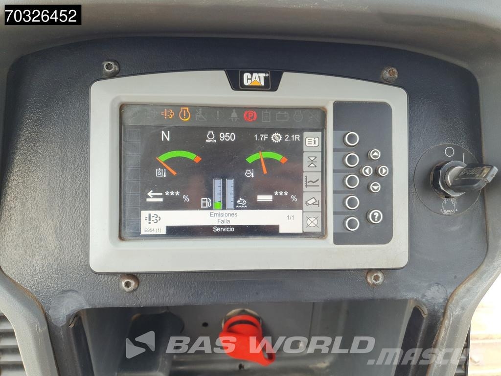CAT D5 K2 LGP Ripper بلدوزرات مجنزرة