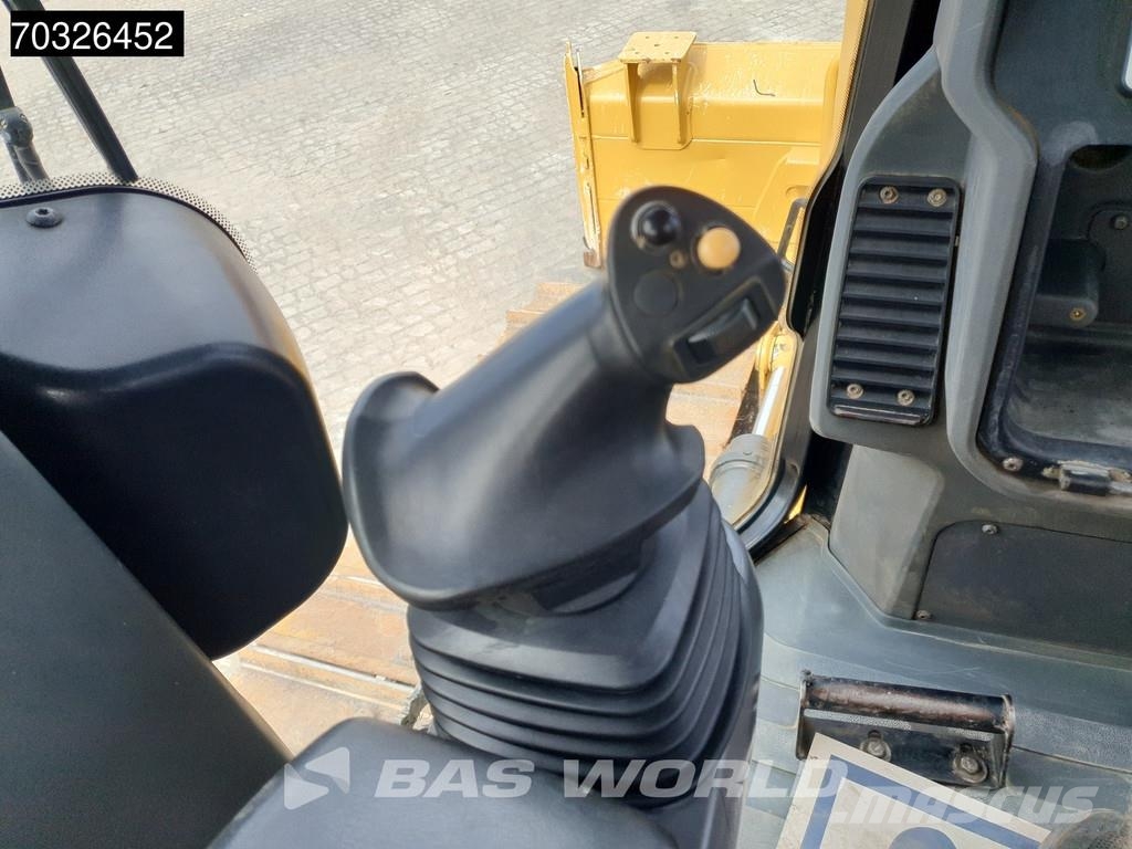CAT D5 K2 LGP Ripper بلدوزرات مجنزرة