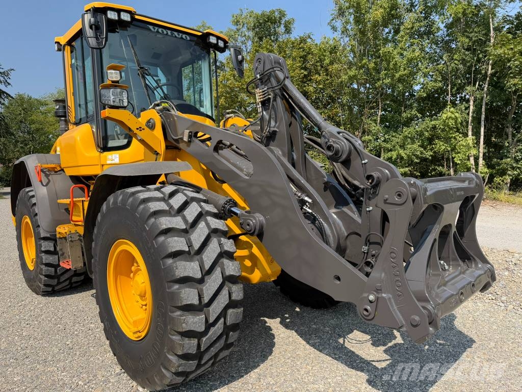 Volvo L 90 H لوادر بعجل