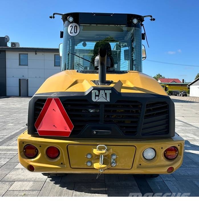 CAT 906 Kolesové nakladače