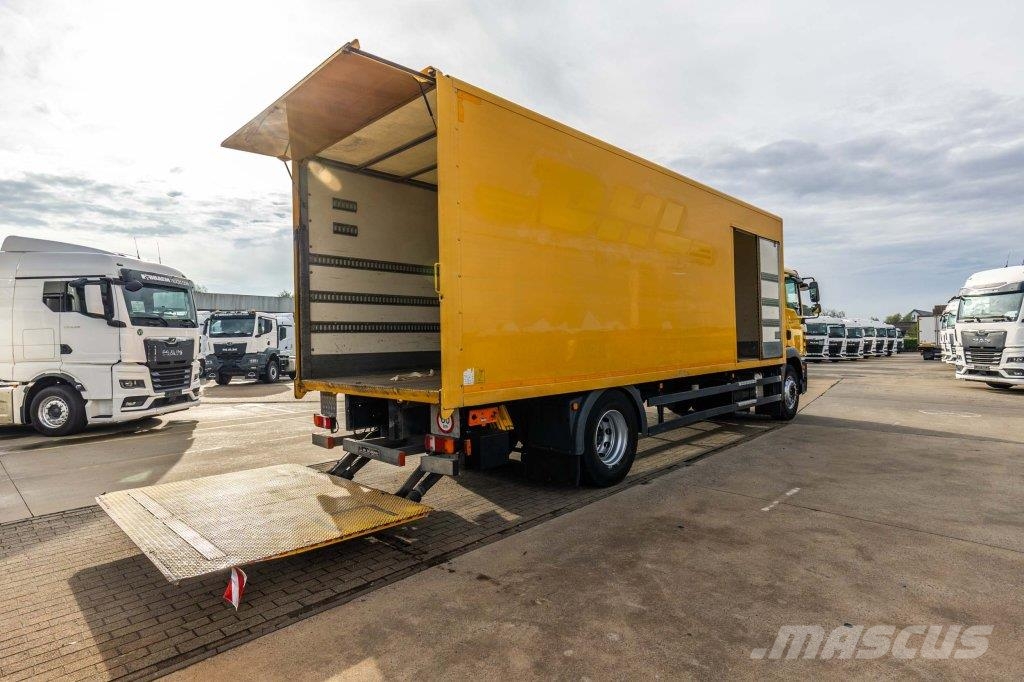 MAN TGM 18.250 BL + DHOLLANDIA 2T. Camiones caja cerrada