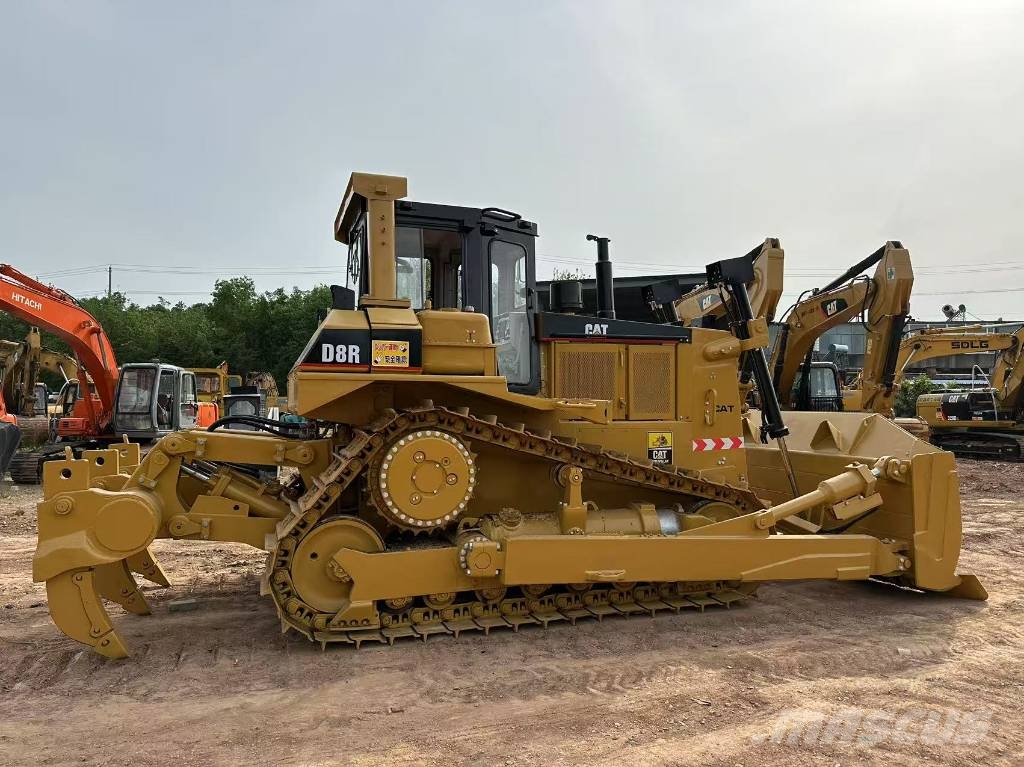 CAT D 8 R Buldožerji goseničarji