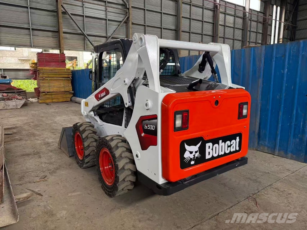Bobcat S 530 滑移装载机