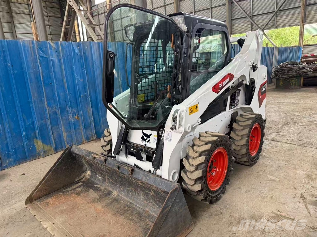 Bobcat S 530 滑移装载机