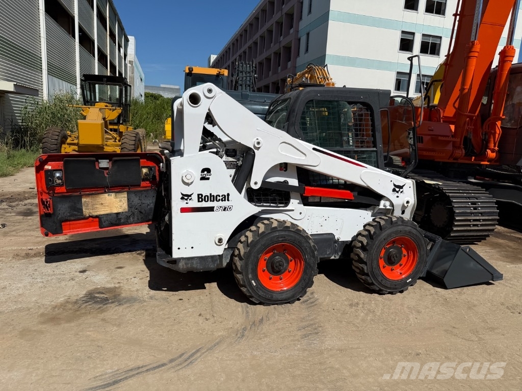 Bobcat S 770 Liukuohjatut kuormaajat