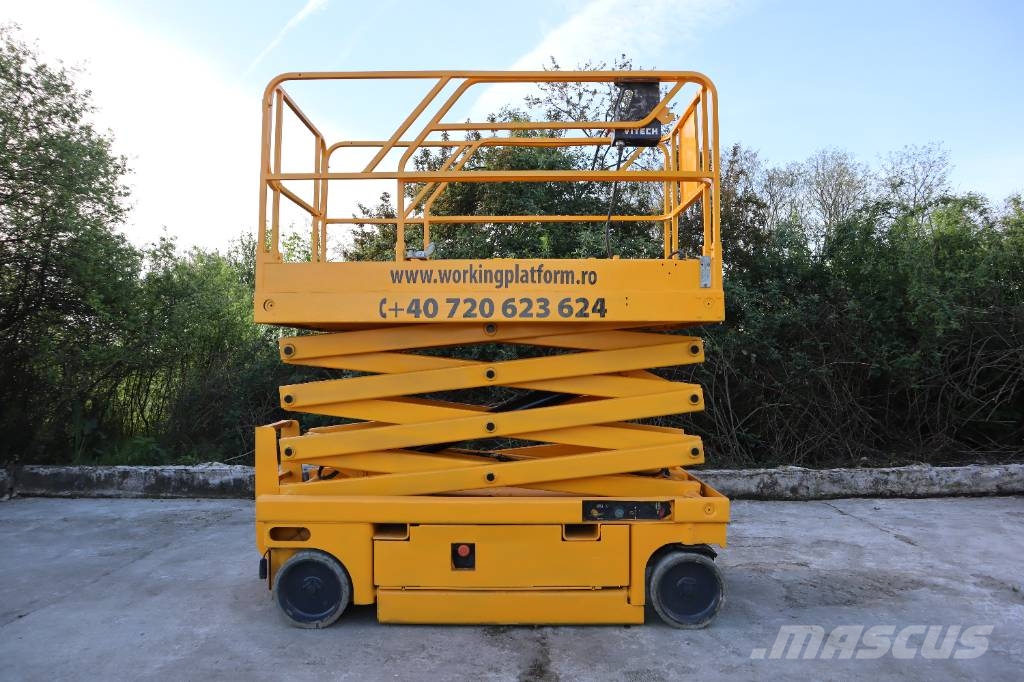 Haulotte Compact 10 Scheren-Arbeitsbühnen