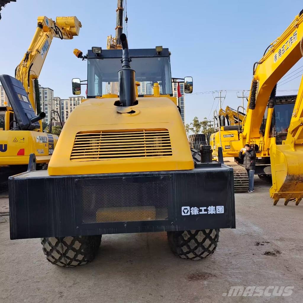 XCMG XS143J Plenty of road roller in stock Egydobos hengerek
