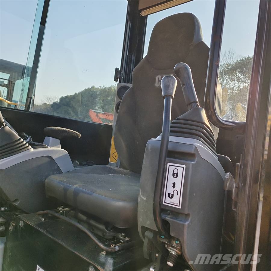 CAT 305.5 - 28th Anniversary Promotion Price Гусеничні екскаватори