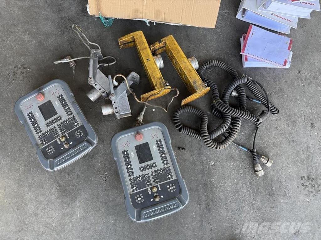 Dynapac SD 2500 CS Asfaltadoras