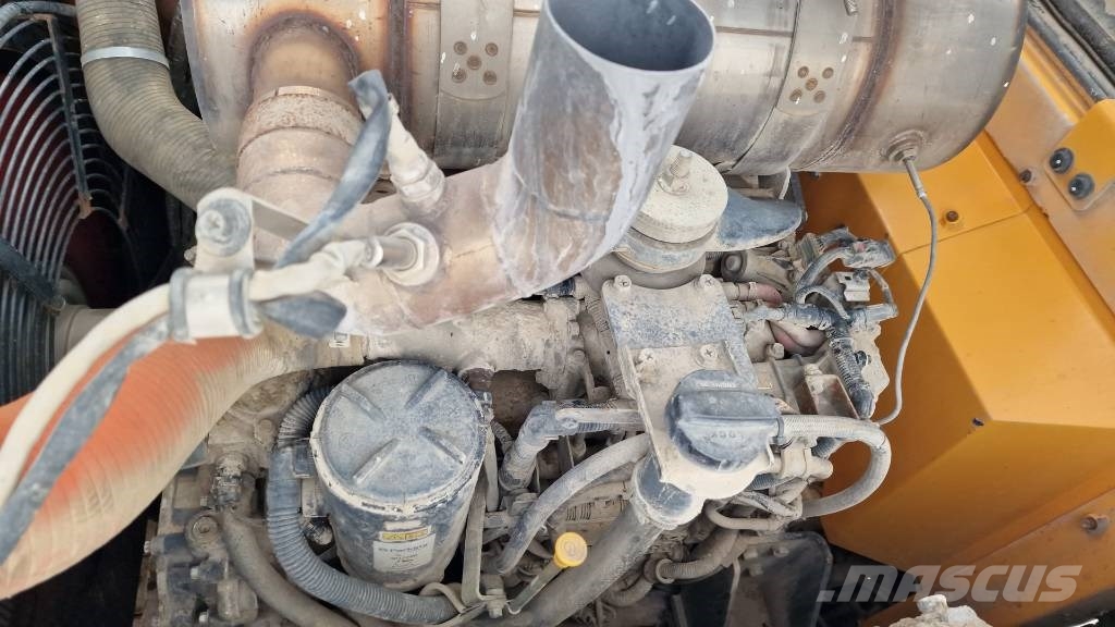 Hyundai HX140 L Excavadoras sobre orugas