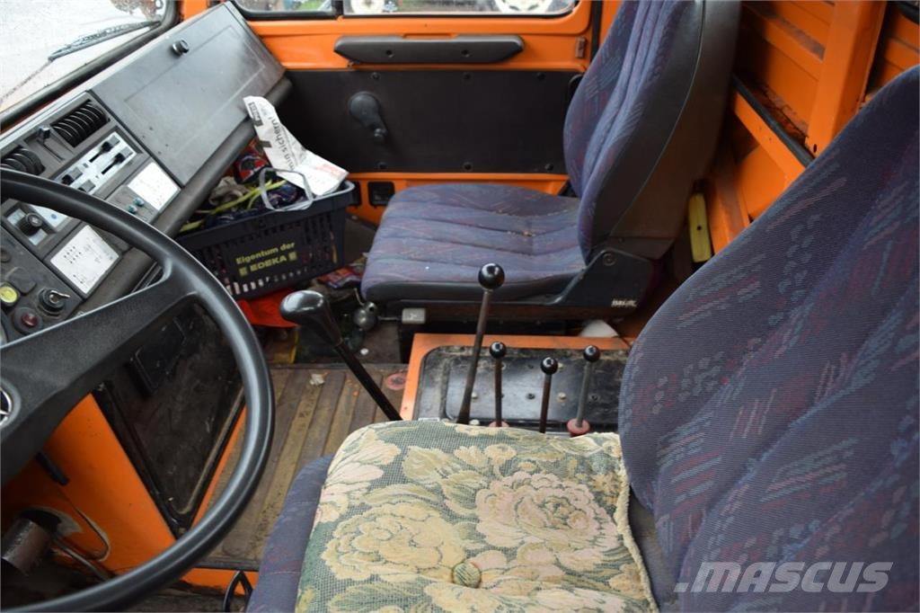 MB Trac Unimog U1200 Tractors