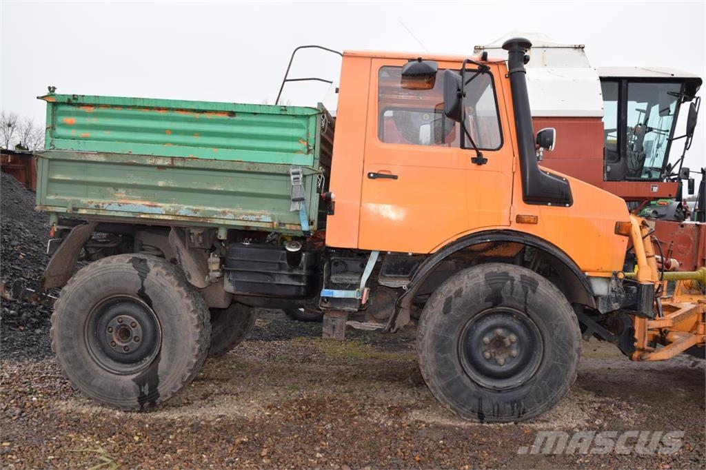 MB Trac Unimog U1200 Tractors