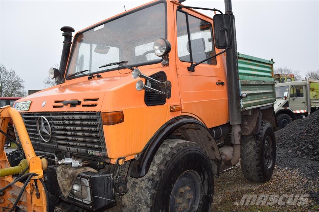 MB Trac Unimog U1200 Tractors