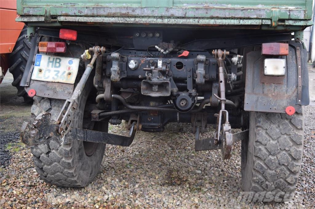 MB Trac Unimog U1200 Tractors