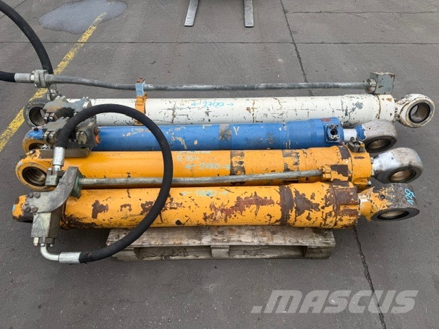 Liebherr R 954 B USED HYDRAULIC CYLINDER COMPLET هيدروليات