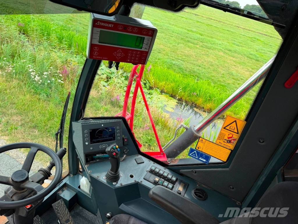 Trioliet Triotrac 2 L2000 Takarmánykeverők