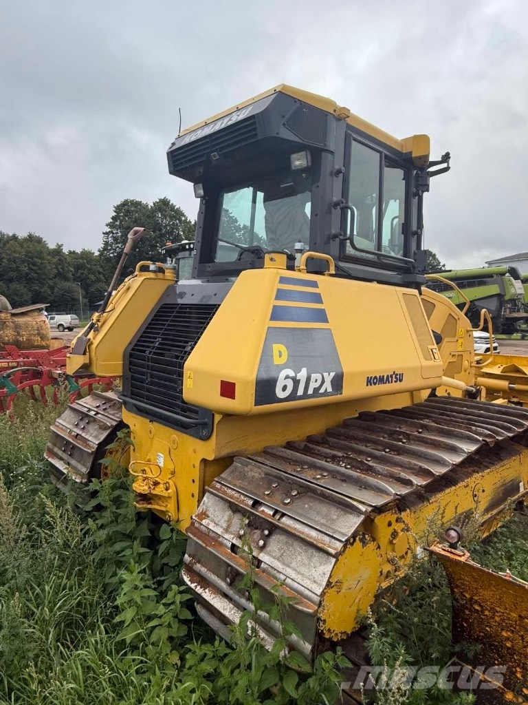 Komatsu D61PX - 24 Buldozer sobre oruga