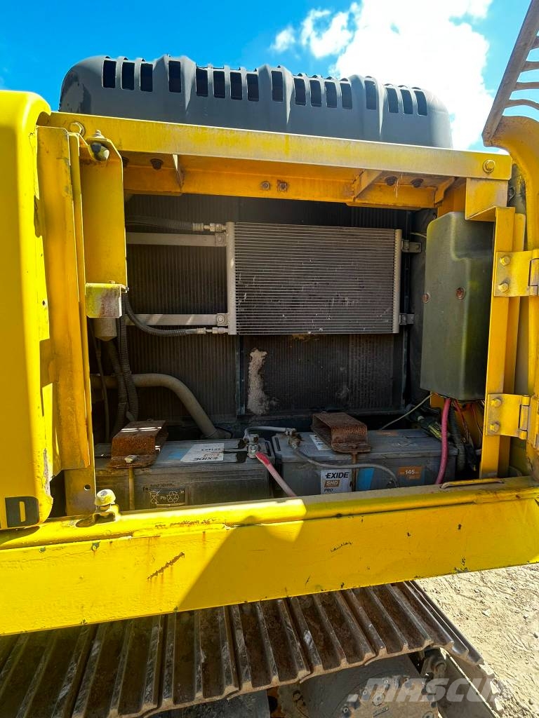 New Holland E 265 C Rupsgraafmachines
