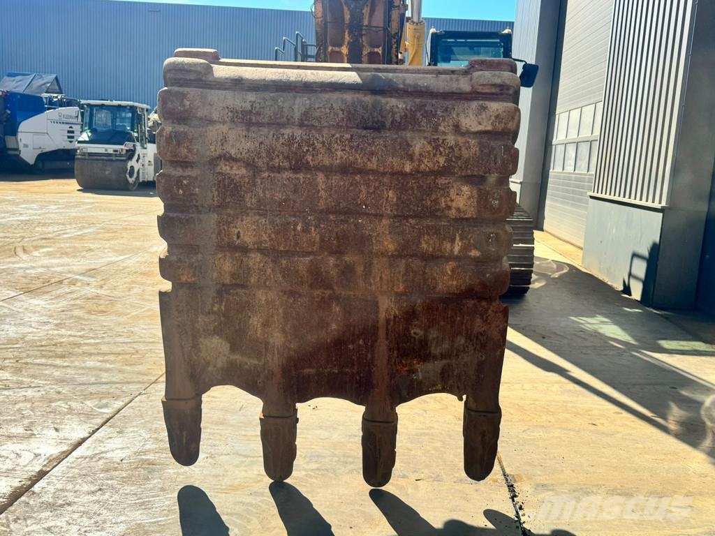 Komatsu PC360LC-11E0 Bagri goseničarji