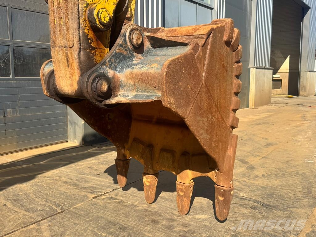 Komatsu PC360LC-11E0 Bagri goseničarji