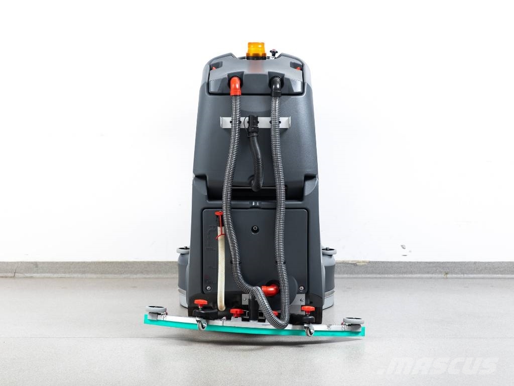  Numatic TTV 678G/400T 850mm NEW BATTERIES Podlahové umývacie stroje