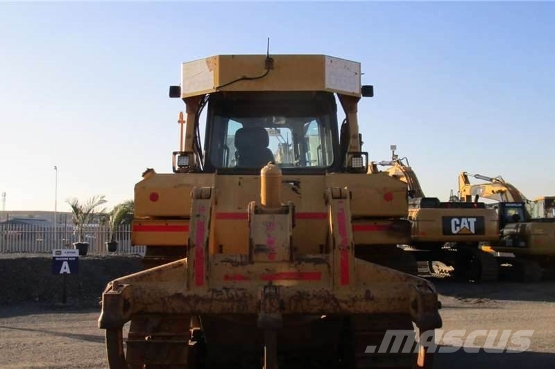 CAT D6R Гусеничные бульдозеры